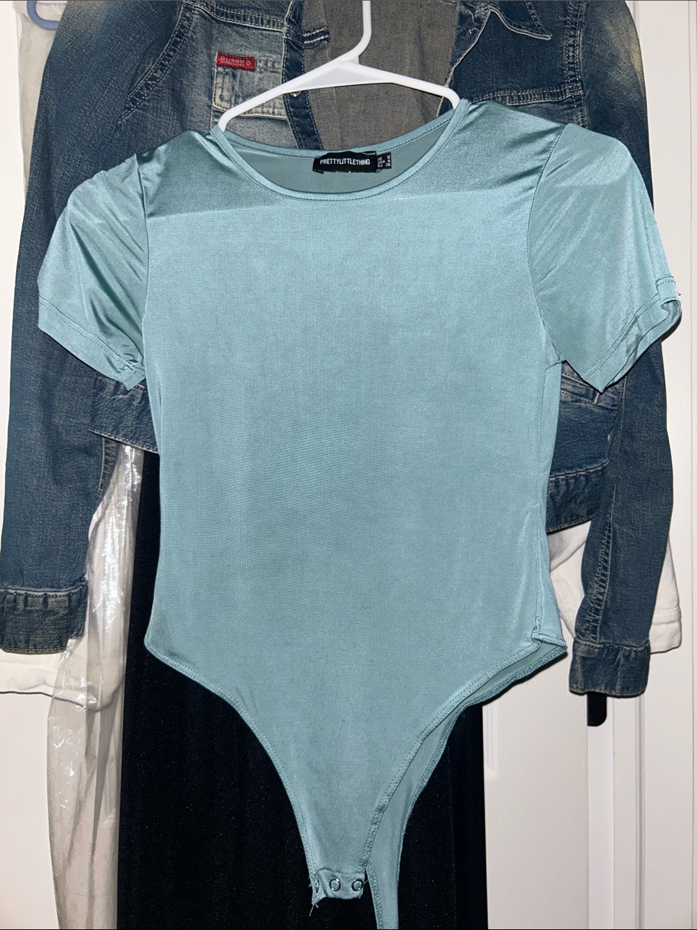 PrettyLittleThing Seafoam Green Short Sleeve Stretch Bodysuit